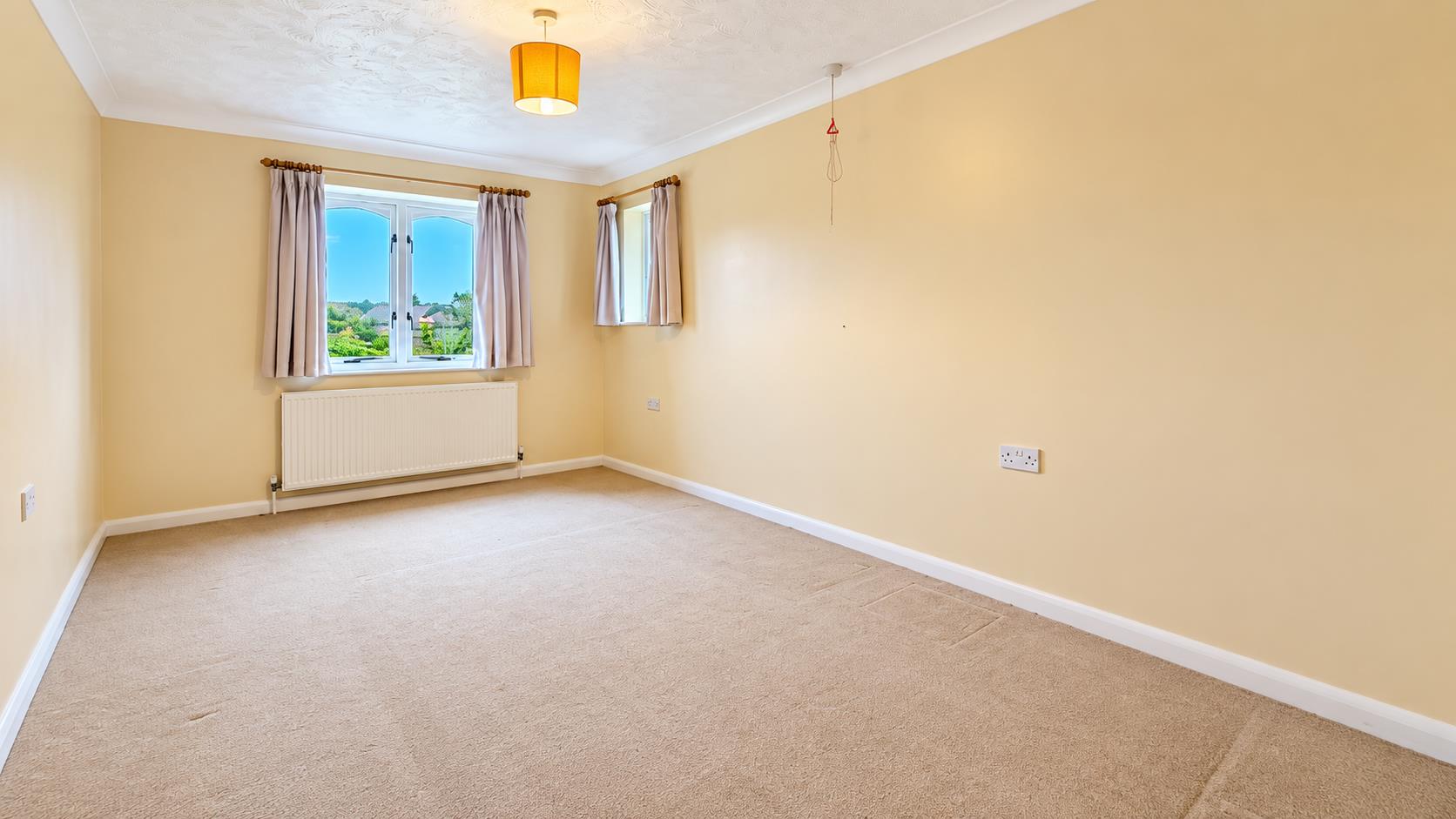 1 bed property in Shepherds Way, Fairlight